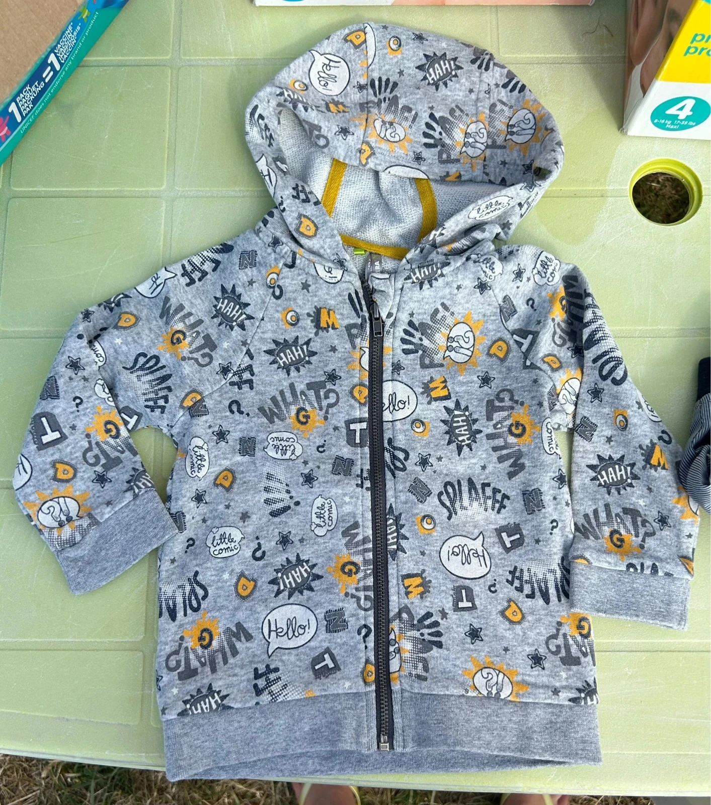 Lot 5 pantalons + 1 gilet à capuche garçon 12 mois – photo 5